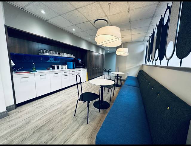574M² OFFICE TO LET IN WOODMEAD